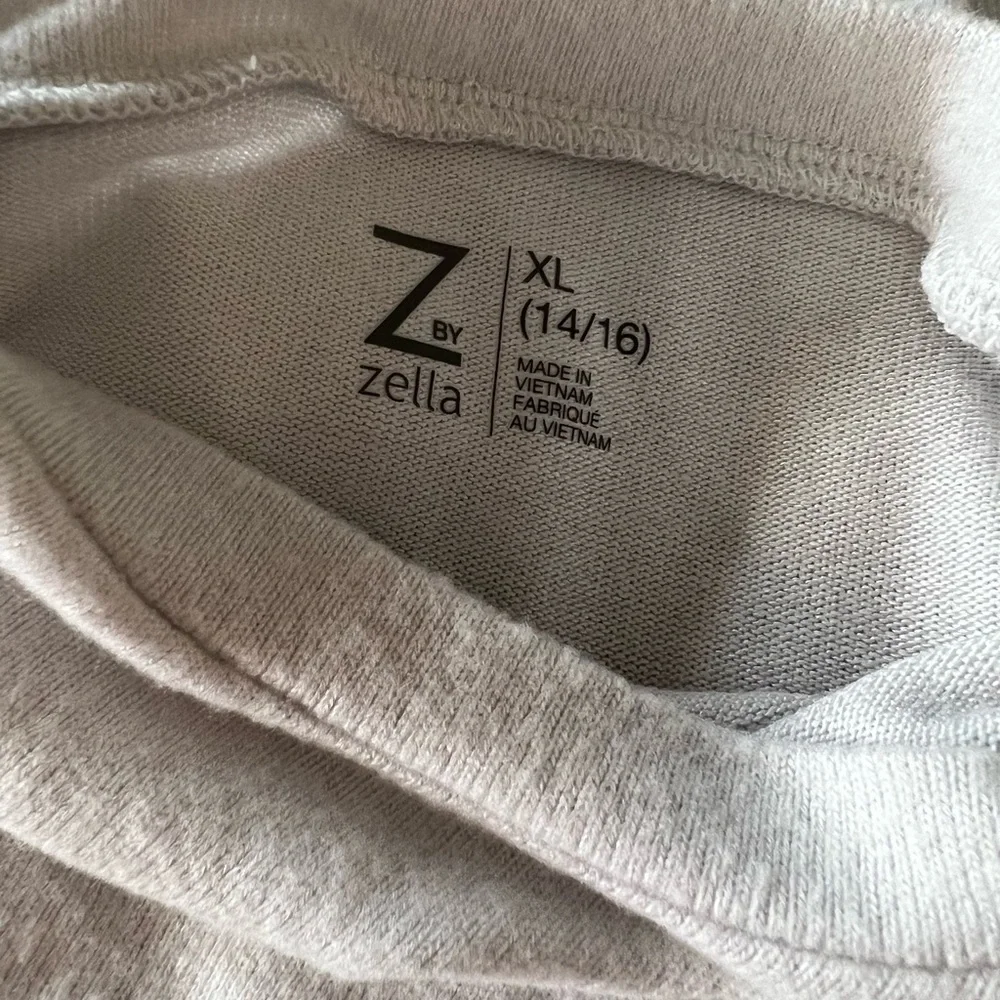 NWT - Z by Zella - Soft‎ Pullover